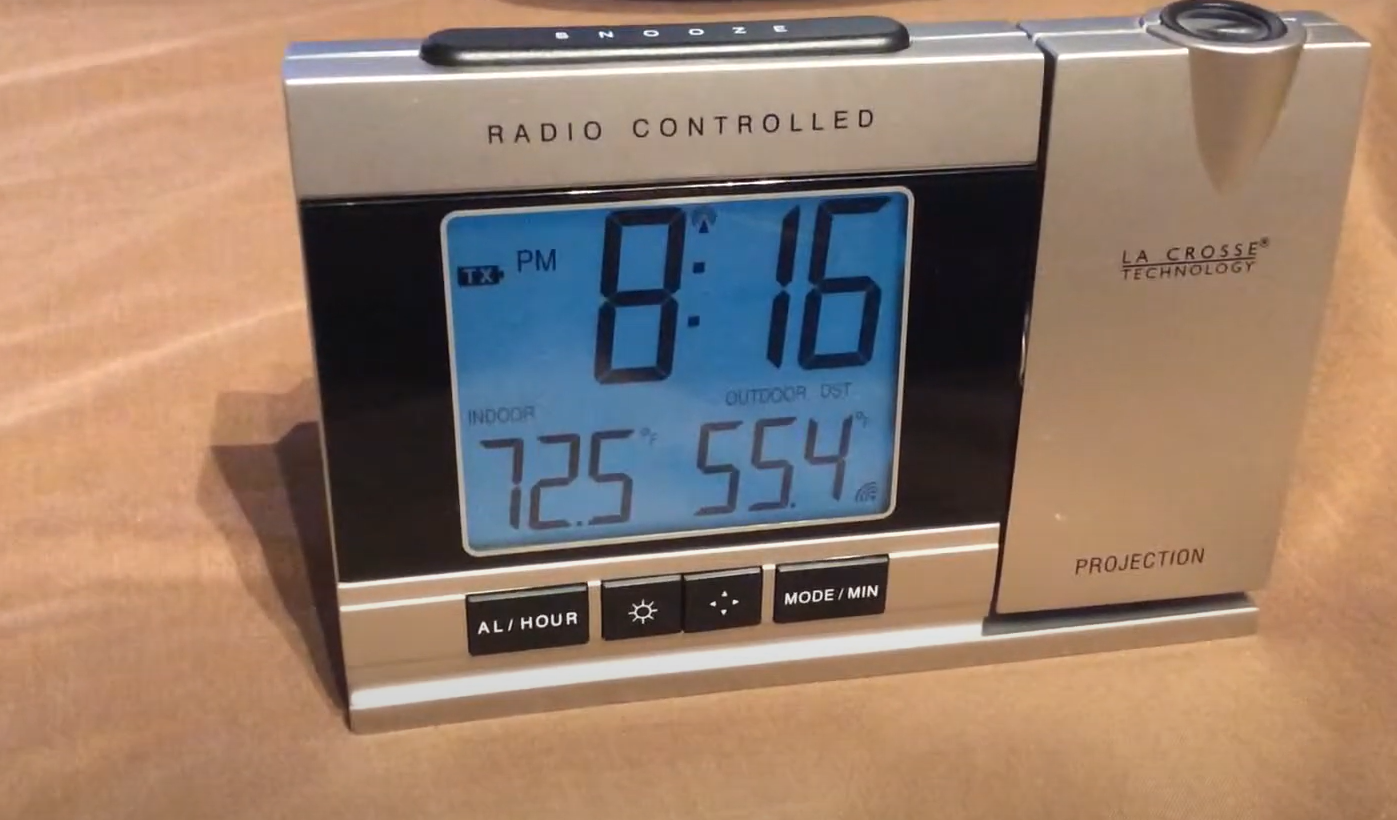 La Crosse Technology WT5220UIT Review in May 2024 WeatherStationPro